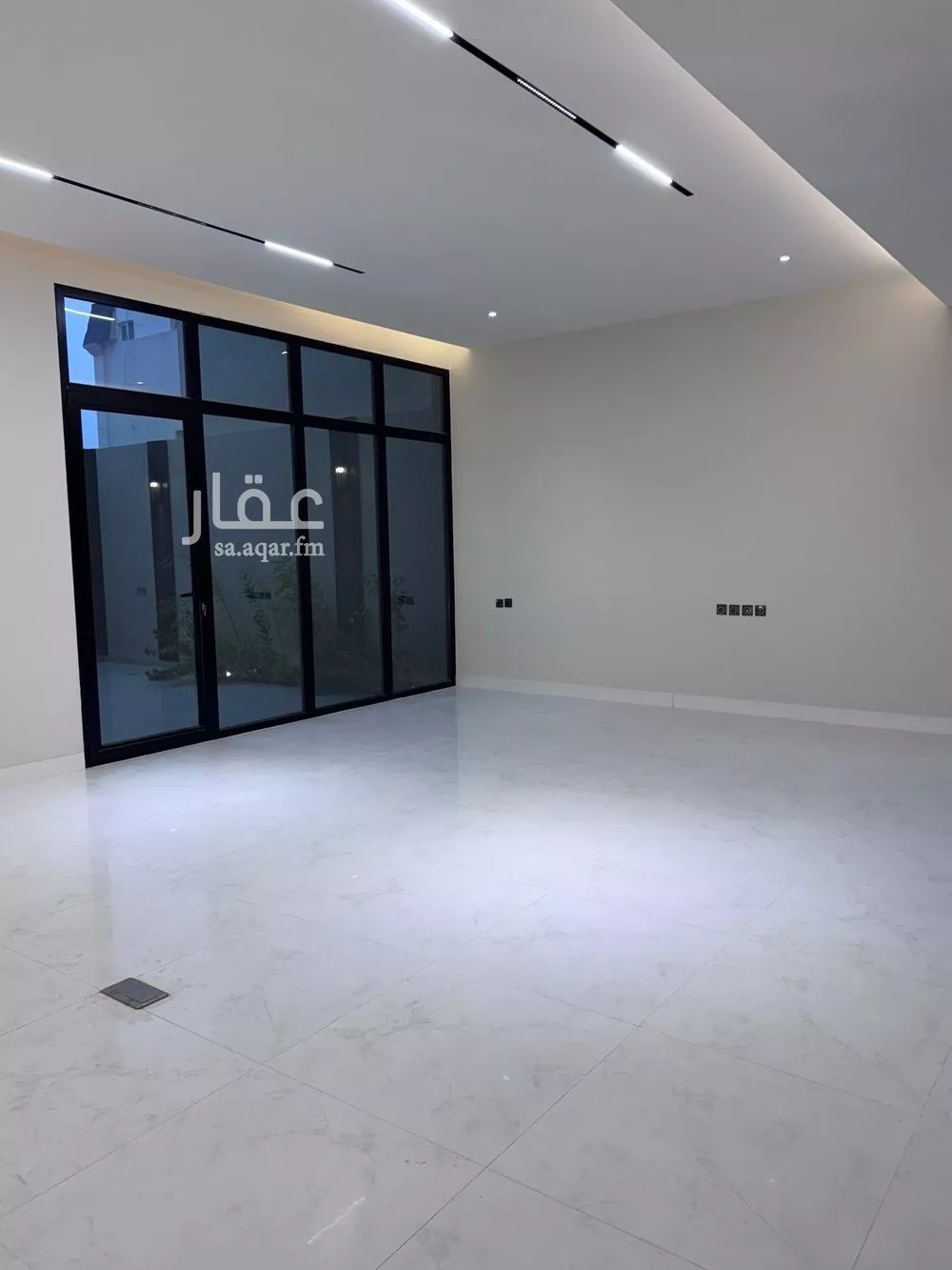 6 bedroom villa in Al Mahdiyyah 3