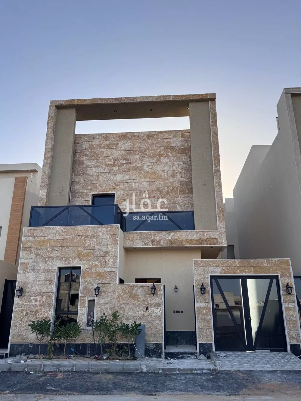 5 bedroom apartment in Al Mahdiyyah 1