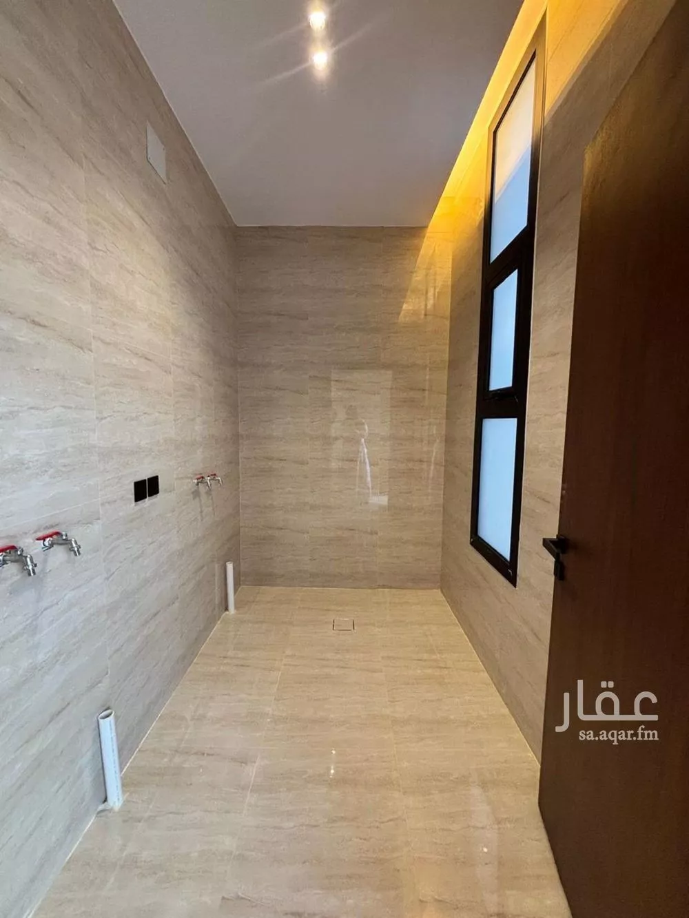 4 bedroom villa in Al Mahdiyyah 3