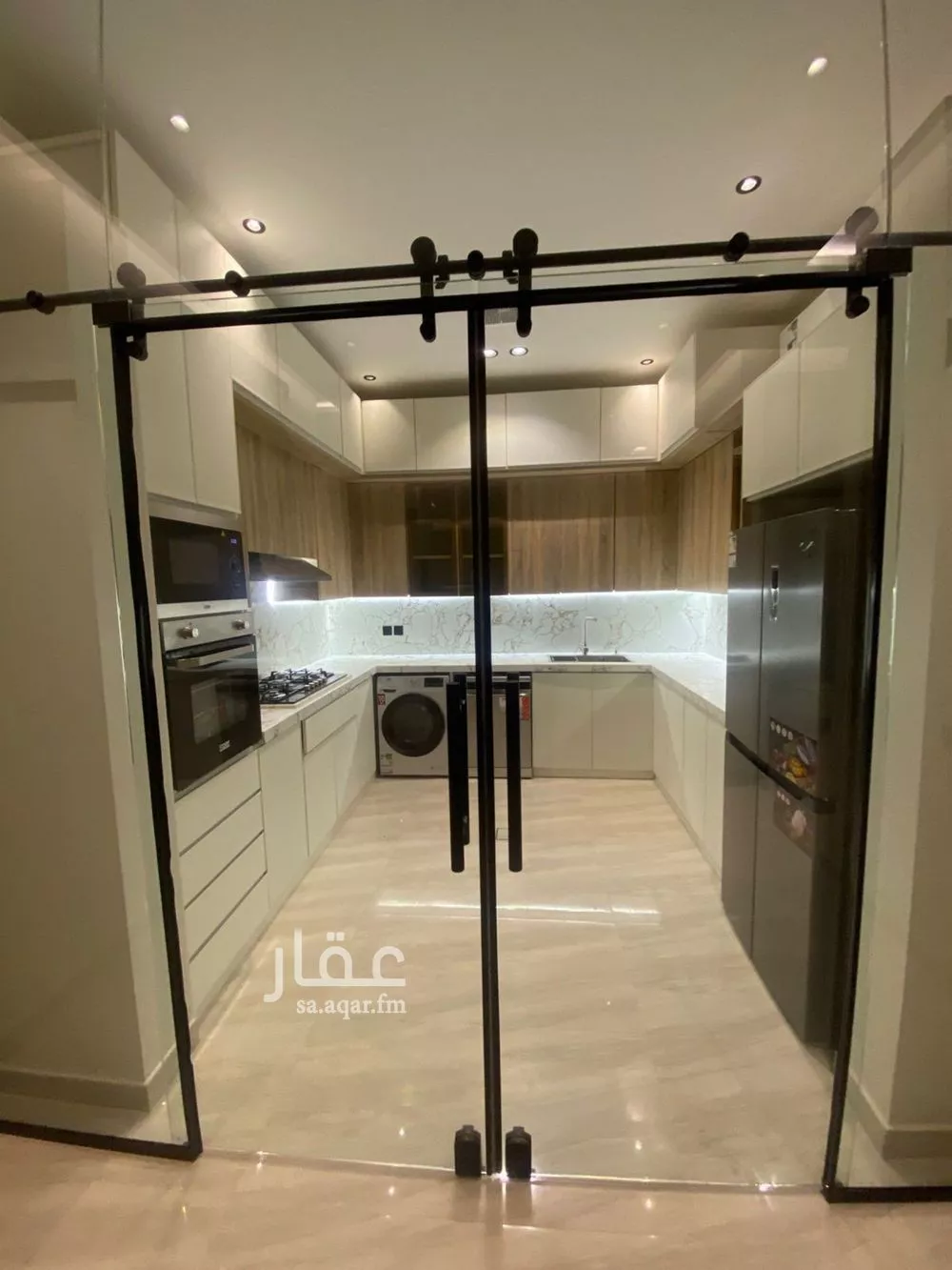 3 bedroom apartment in Al Mahdiyyah 4