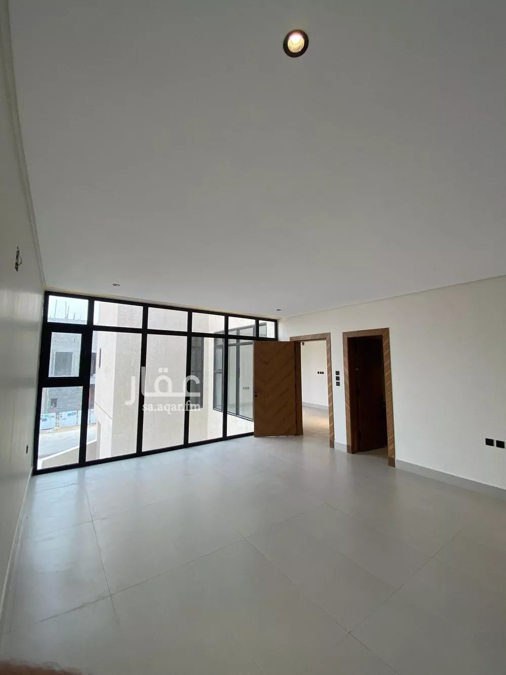 5 bedroom villa in Al Mahdiyyah 2