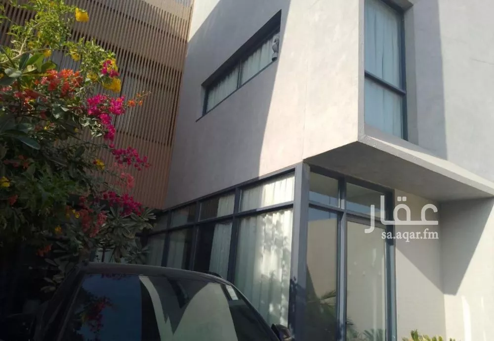 فيلا 10 غرف في العارض 5