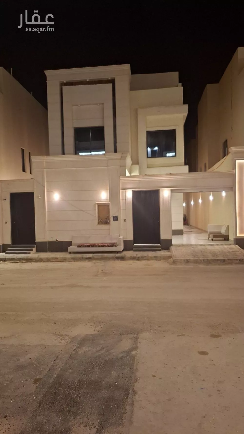 فيلا 10 غرف في الجنادرية 1