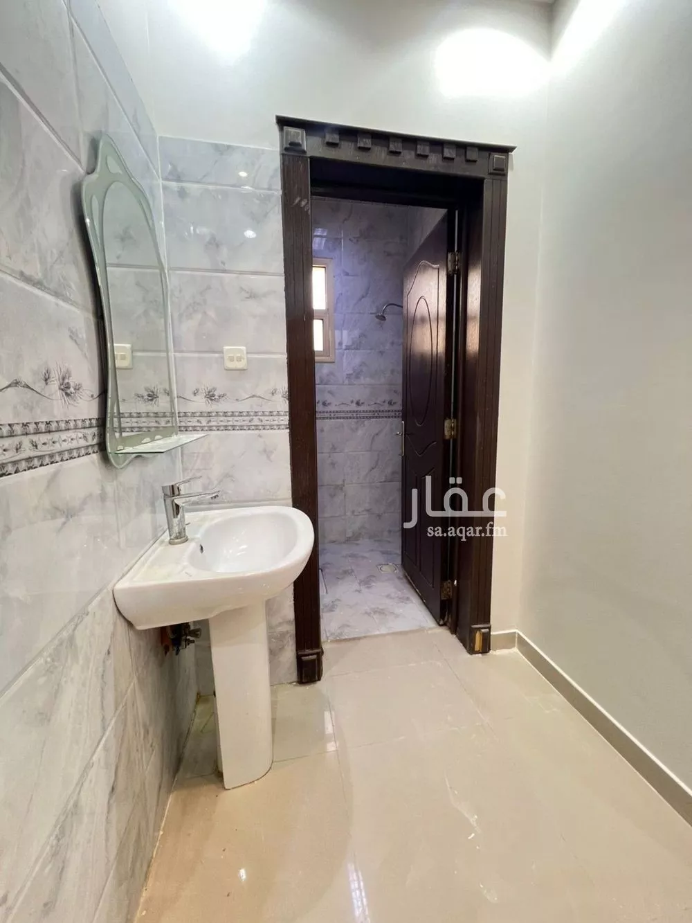3 bedroom floor in Al Qadisiyah 9