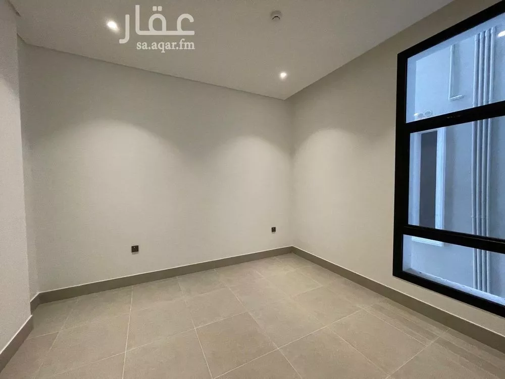 شقة 3 غرف في الحزام الذهبي 4