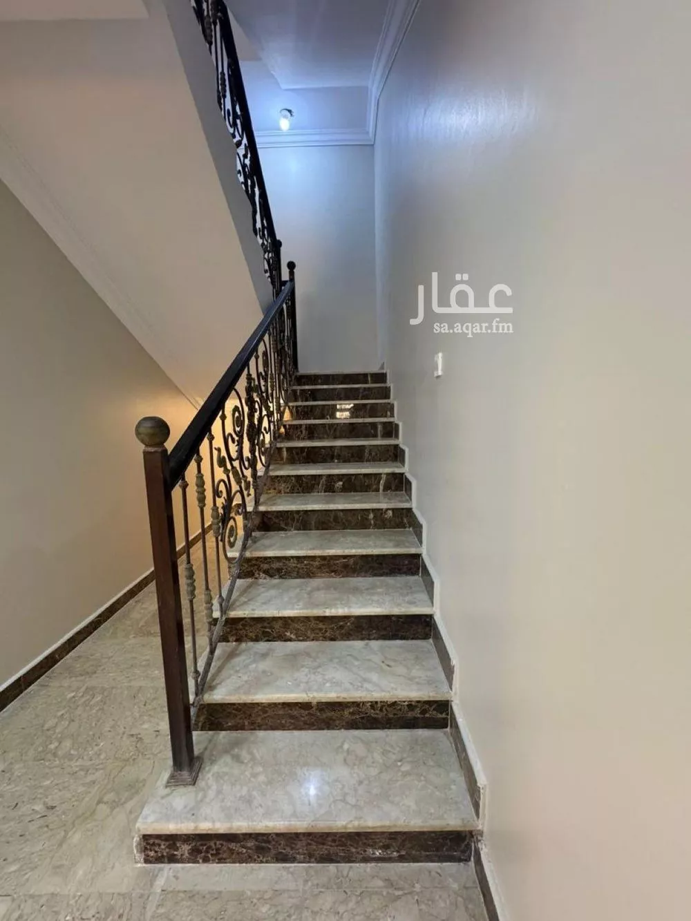 4 bedroom apartment in Al Qashlah, Eastern Province 8