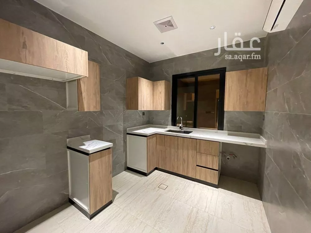 2 bedroom apartment in Al Qashlah, Eastern Province 9