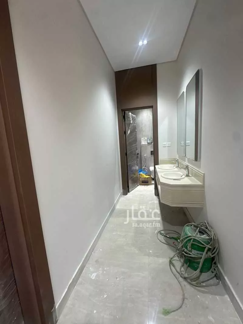 فيلا 5 غرف في الشعلة 4