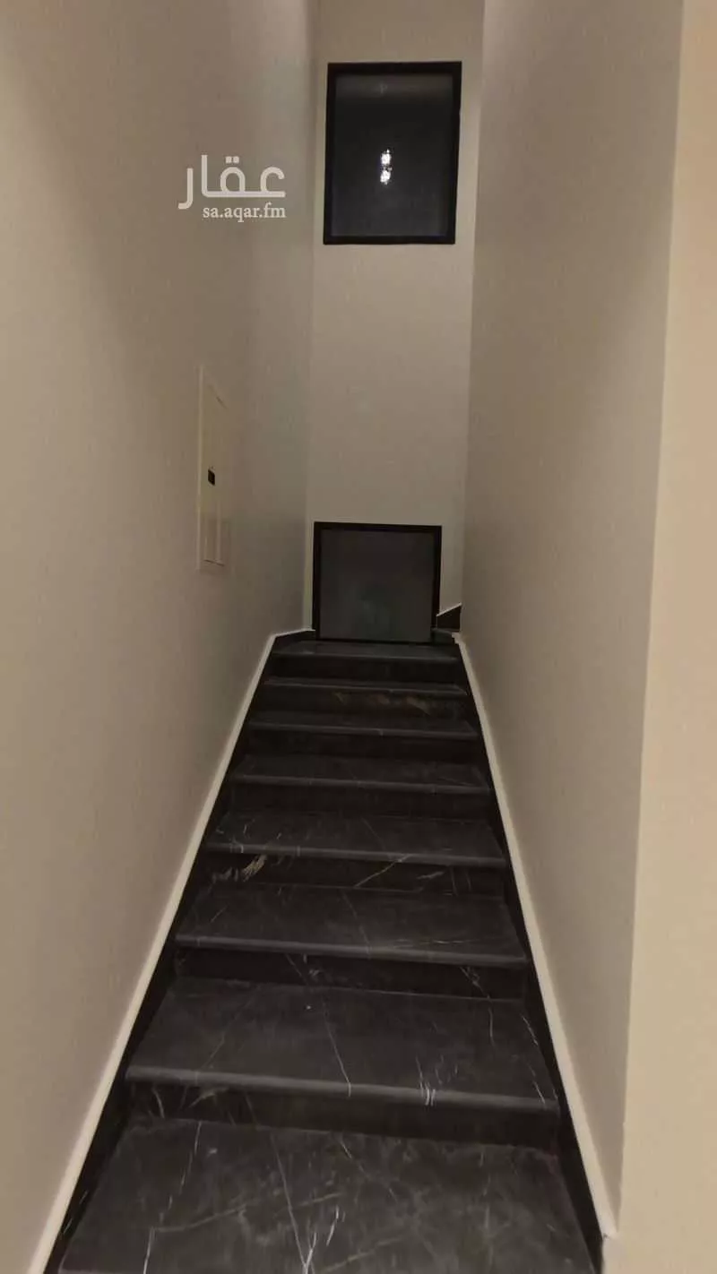 6 bedroom villa in Uhud 5