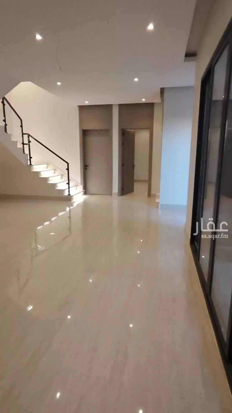 فيلا 6 غرف في ضاحية الملك فهد 5