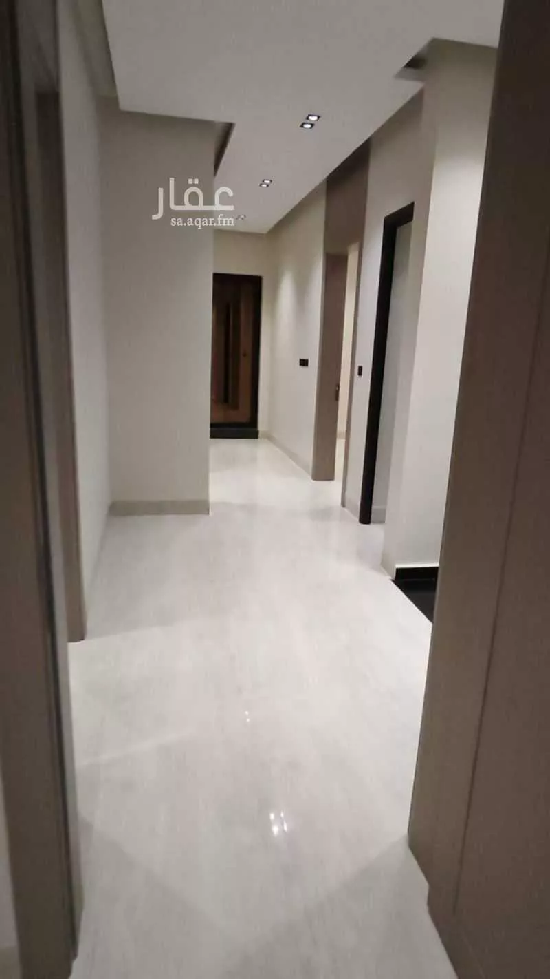 شقة 6 غرف في بدر 5