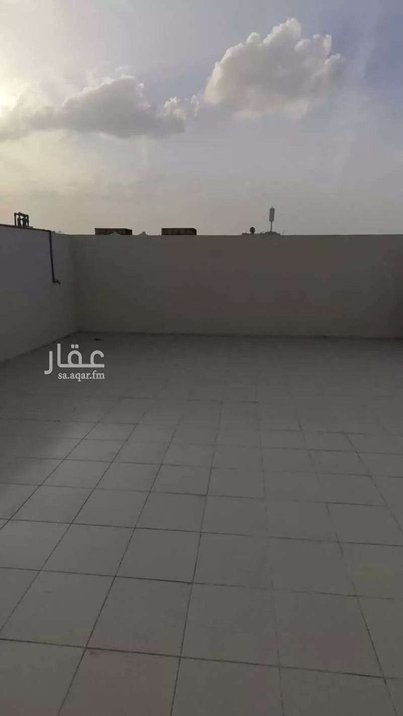 فيلا 6 غرف في ضاحية الملك فهد 2