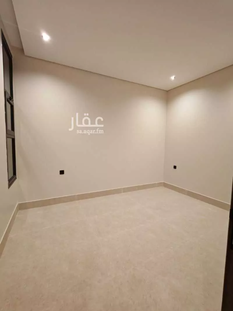 4 bedroom apartment in Al Hamra, Eastern Province 7