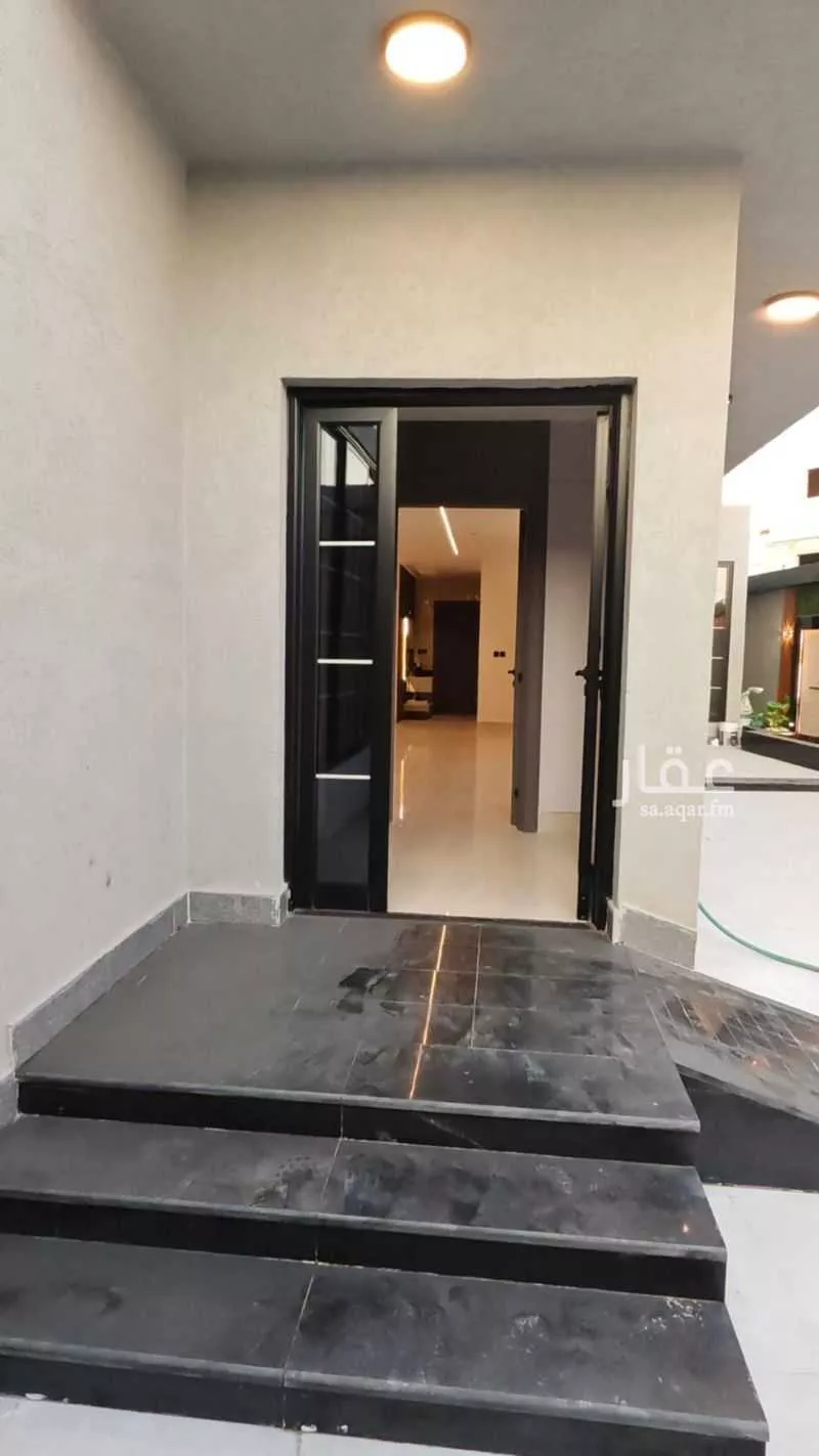 فيلا 6 غرف في ضاحية الملك فهد 3