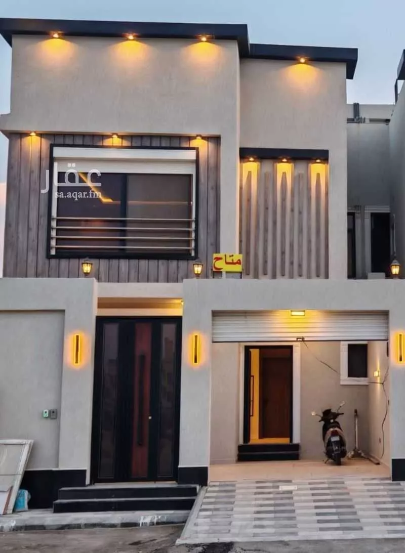 فيلا 6 غرف في ضاحية الملك فهد 1