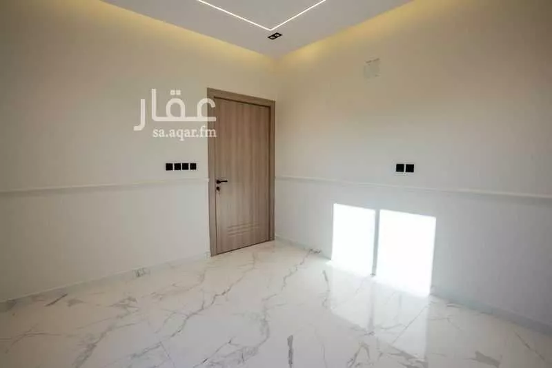 شقة 5 غرف في ضاحية الملك فهد 3