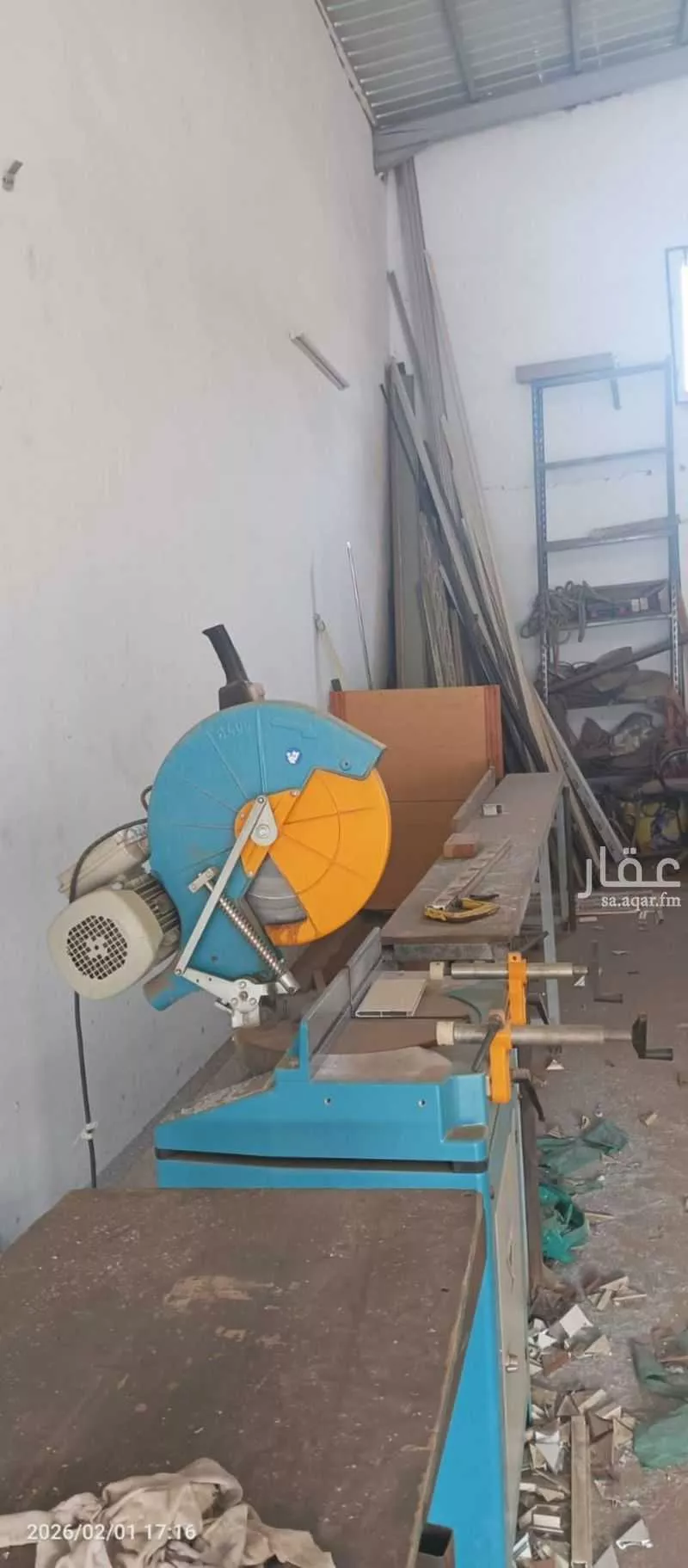 محل 160 م² في الفروسية 4