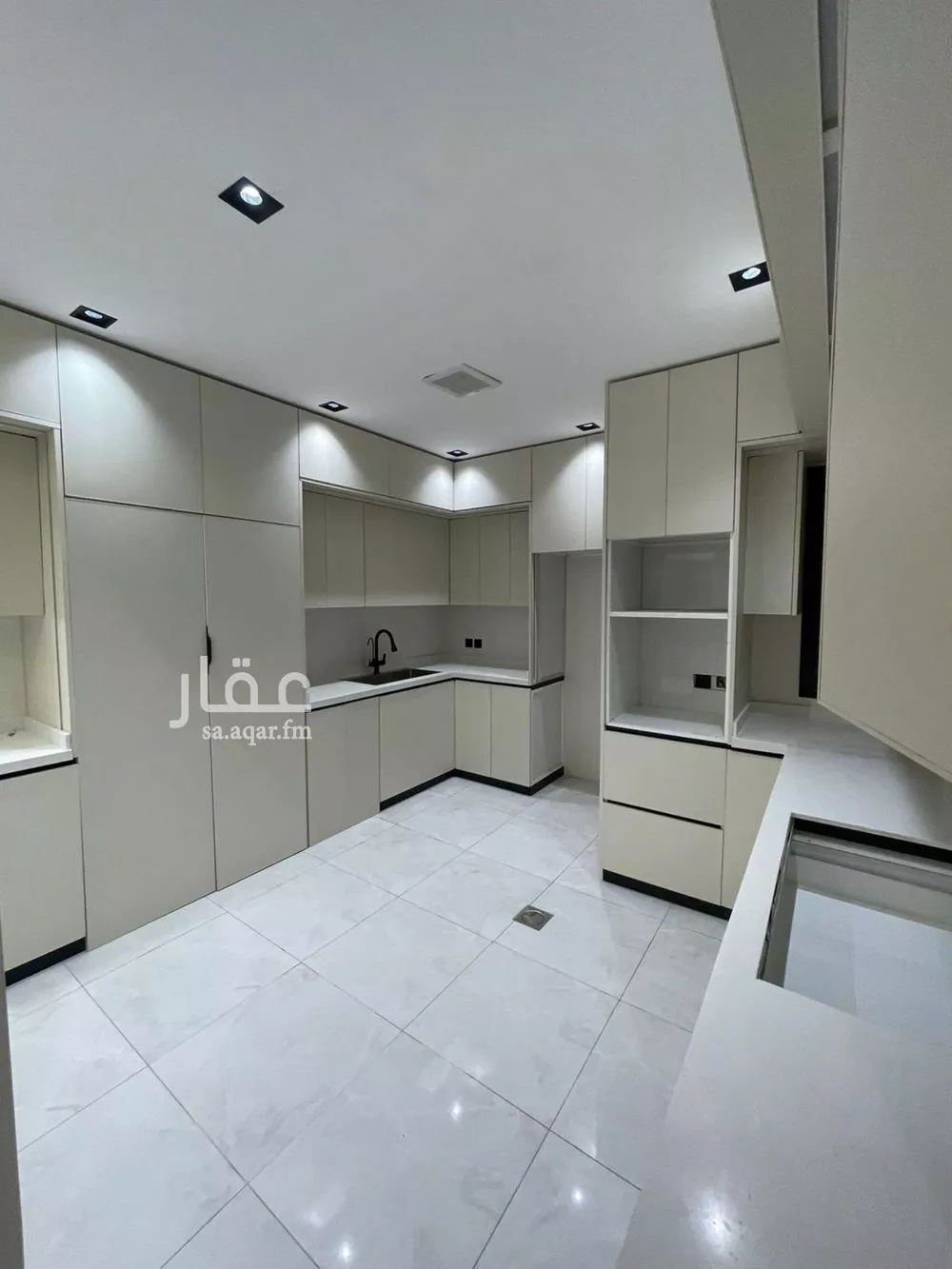 دور 4 غرف في النرجس 1