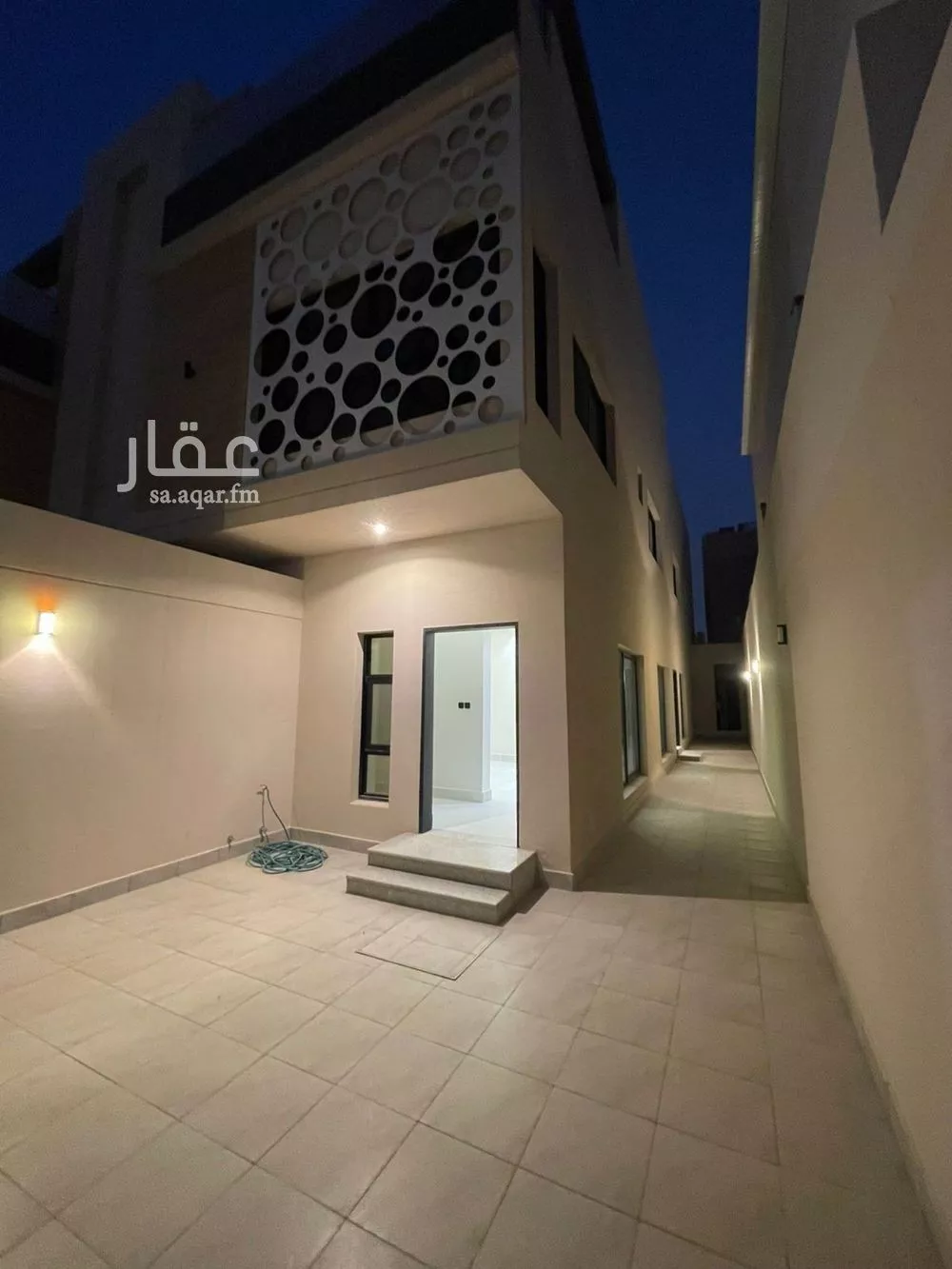 دور 4 غرف في النرجس 2