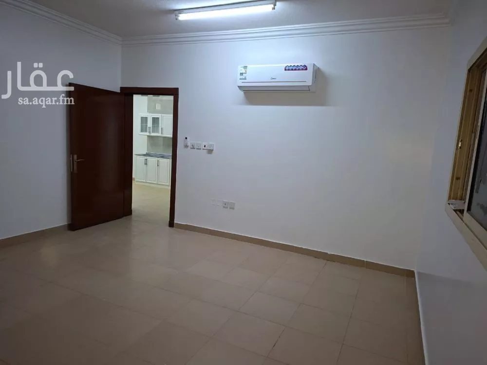 2 bedroom floor in Al Falah 4