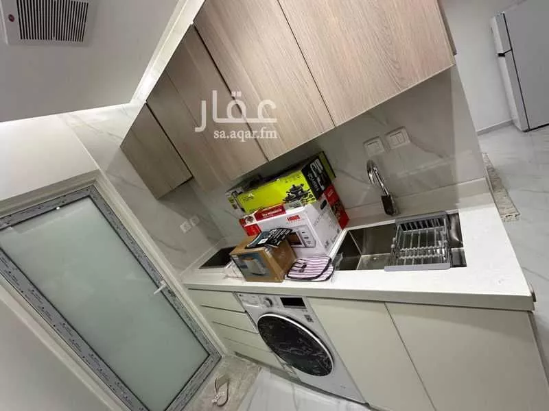 شقة 1 غرف في الخليج 4