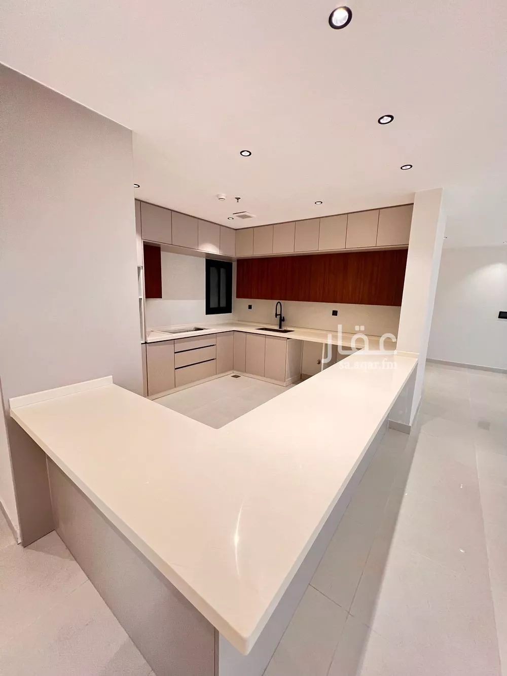 3 bedroom apartment in Al Nuzhah 4