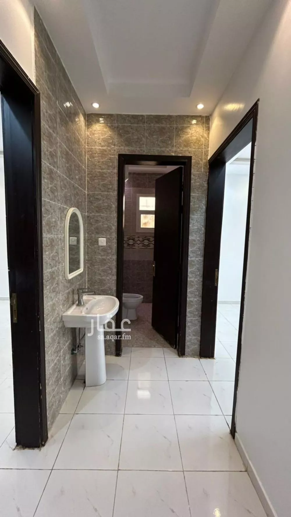 شقة 3 غرف في الرمال 4