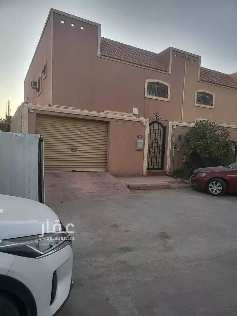 فيلا 6 غرف في العقيق 2