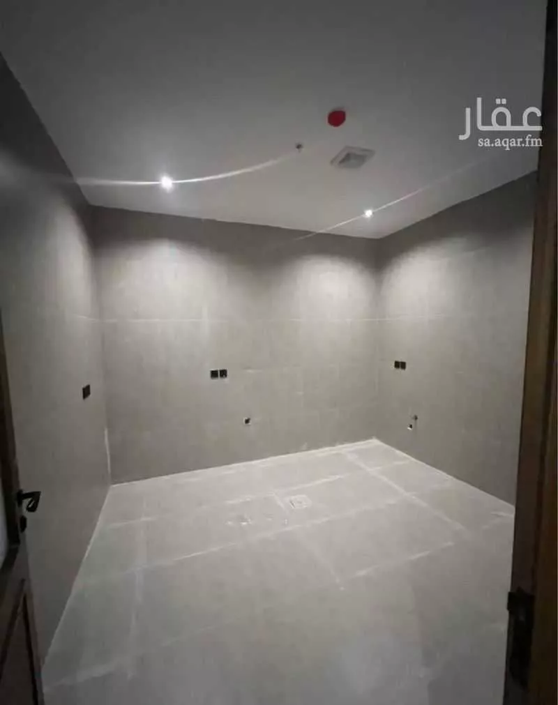 شقة 4 غرف في الشعلة 1