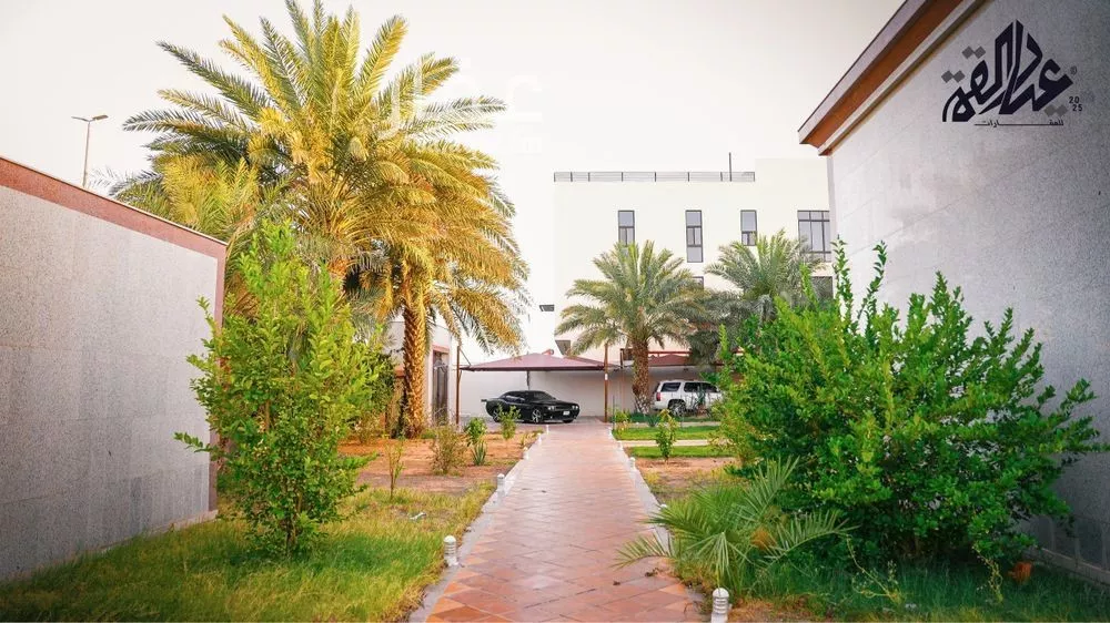 فيلا 10 غرف في الدفاع 2