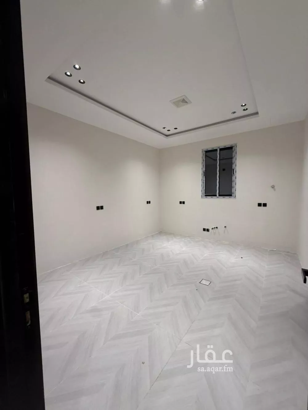3 bedroom floor in Al Janadriyah 2