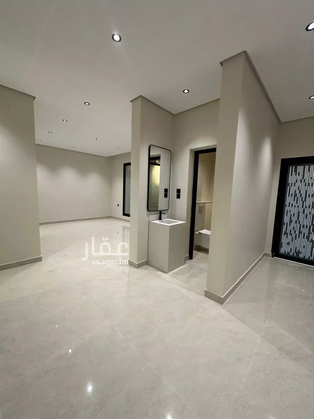8 bedroom villa in Taibah, Eastern Province 9