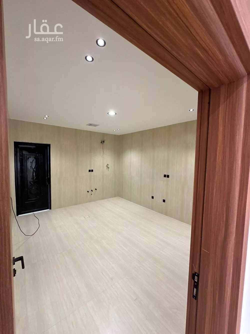 8 bedroom villa in Ash Sharq 4