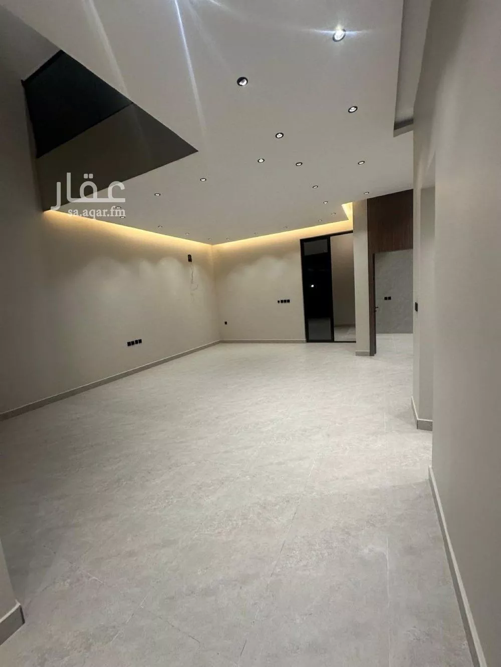 فيلا 9 غرف في الأمل 3