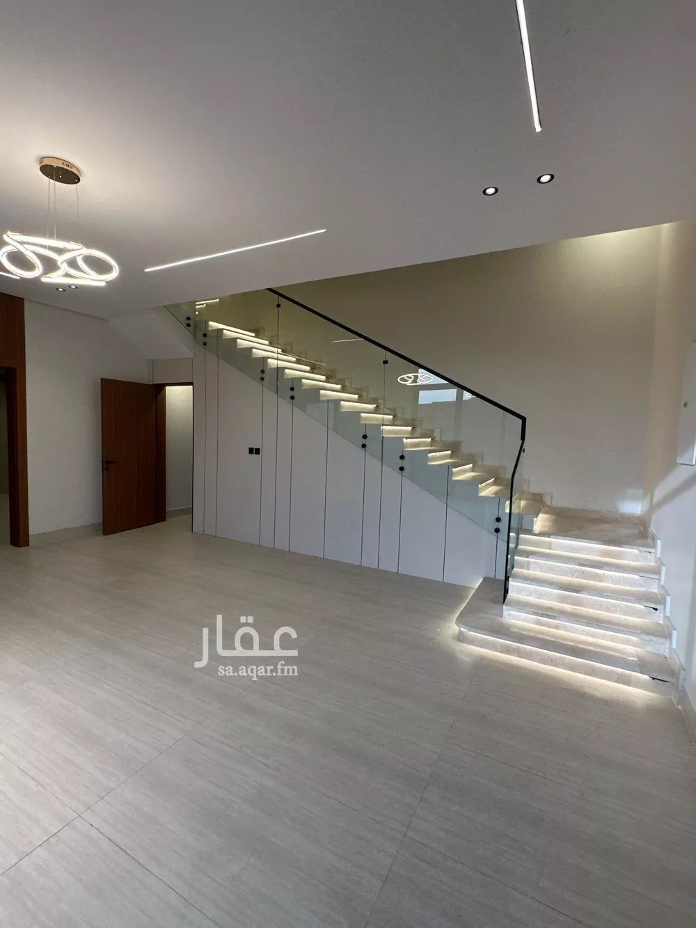 8 bedroom villa in Ash Sharq 5