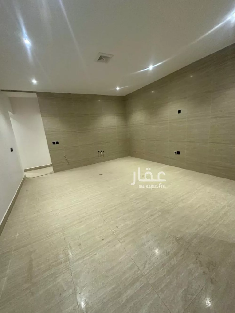 8 bedroom villa in Al Fursan, Eastern Province 6