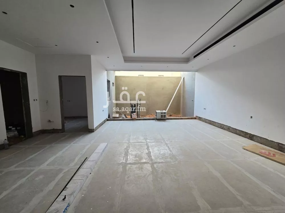 5 bedroom villa in Al Aridh 4
