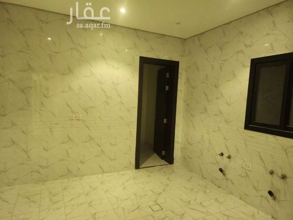 دور 5 غرف في العارض 5