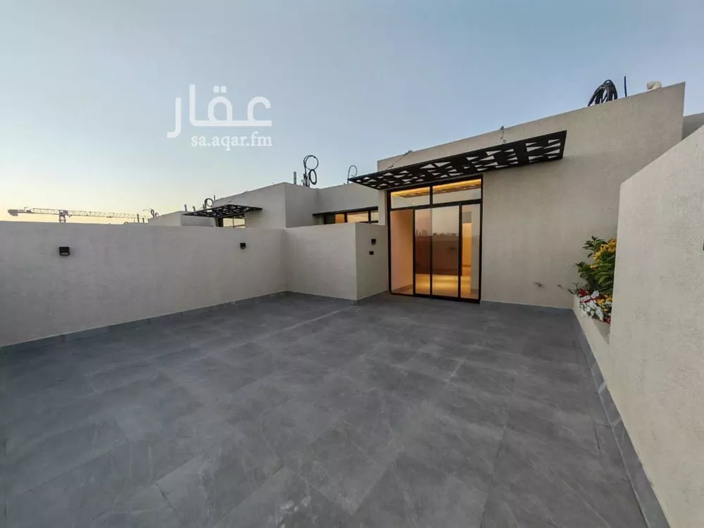 6 bedroom villa in Al Narjis 5