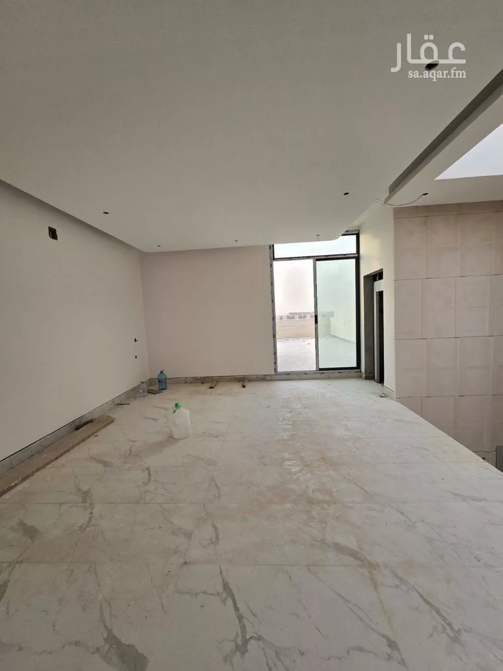 فيلا 6 غرف في النرجس 5