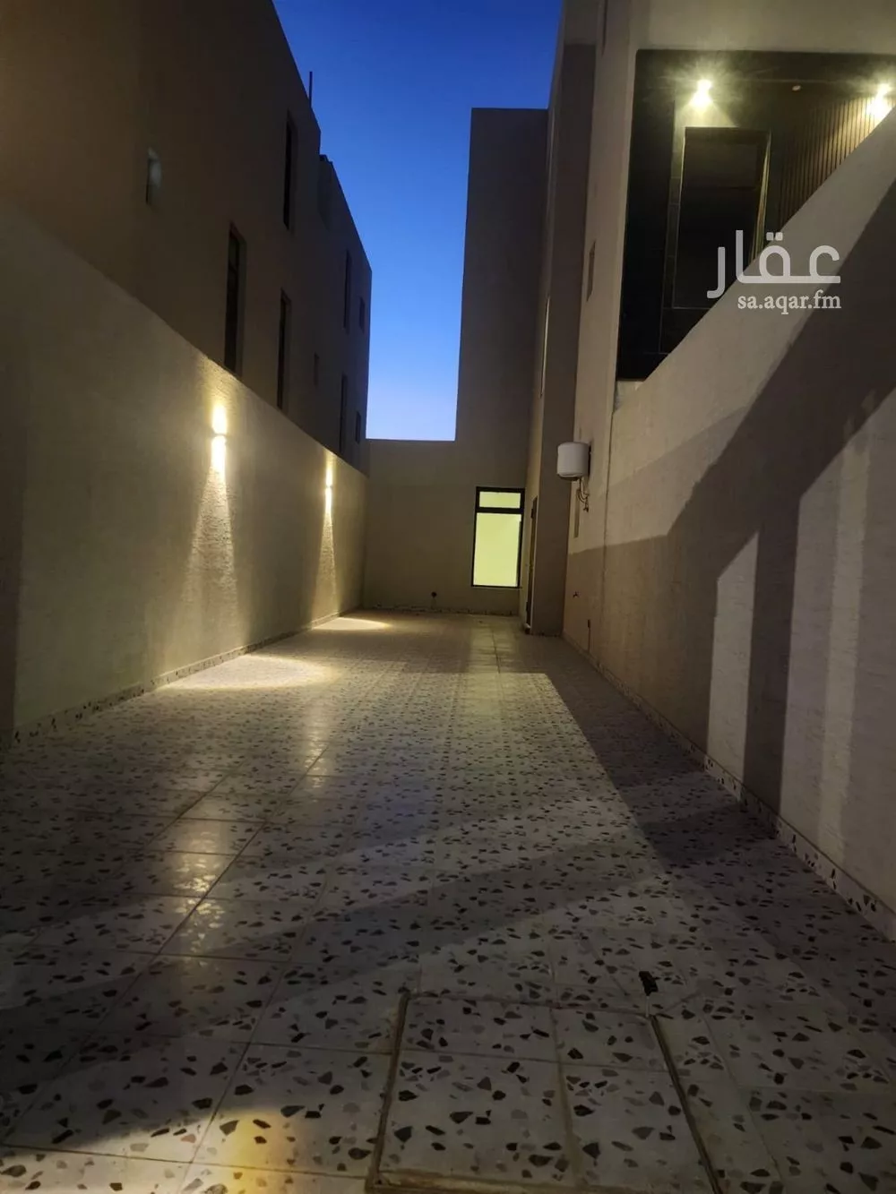 دور 5 غرف في العارض 2