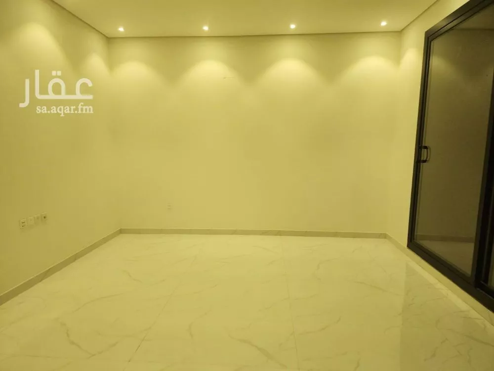 دور 5 غرف في العارض 3