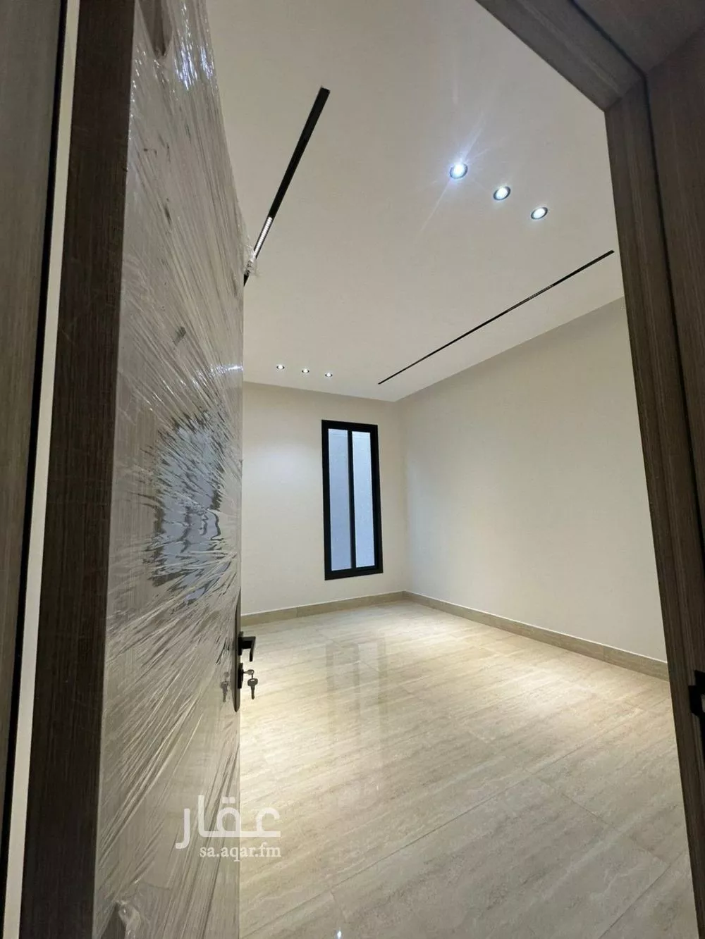 فيلا 3 غرف في الرمال 4