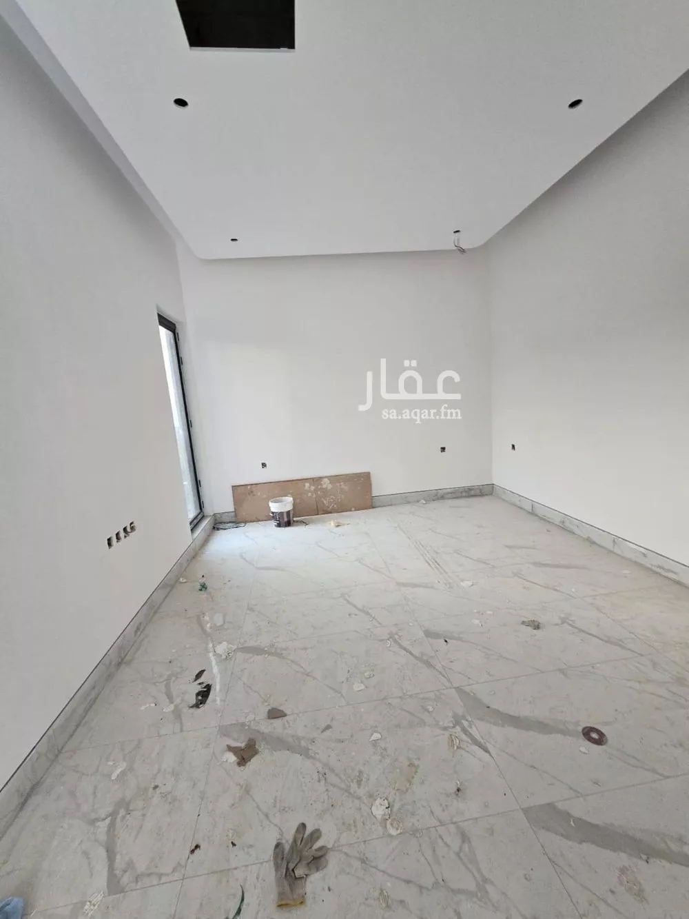 فيلا 6 غرف في النرجس 4