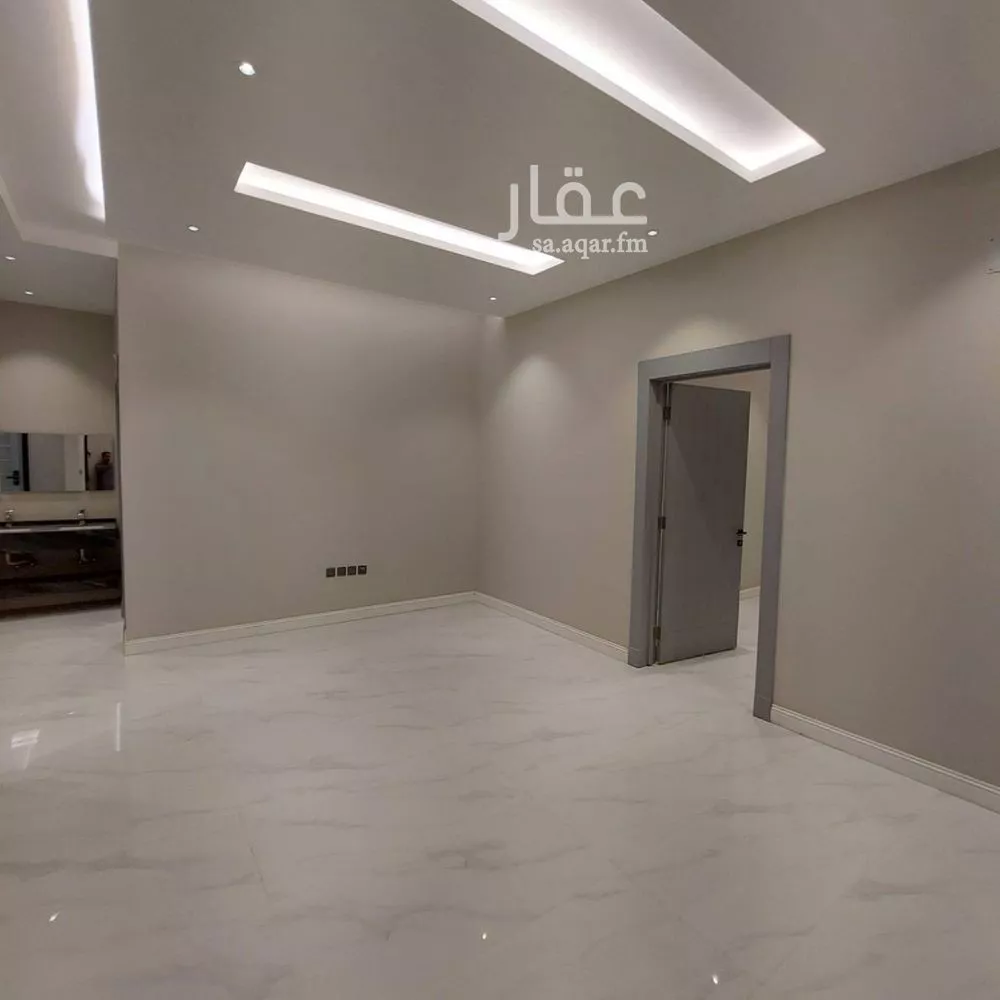 فيلا 7 غرف في النرجس 4