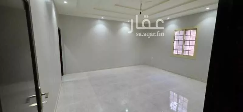 6 bedroom apartment in Muraykh 1