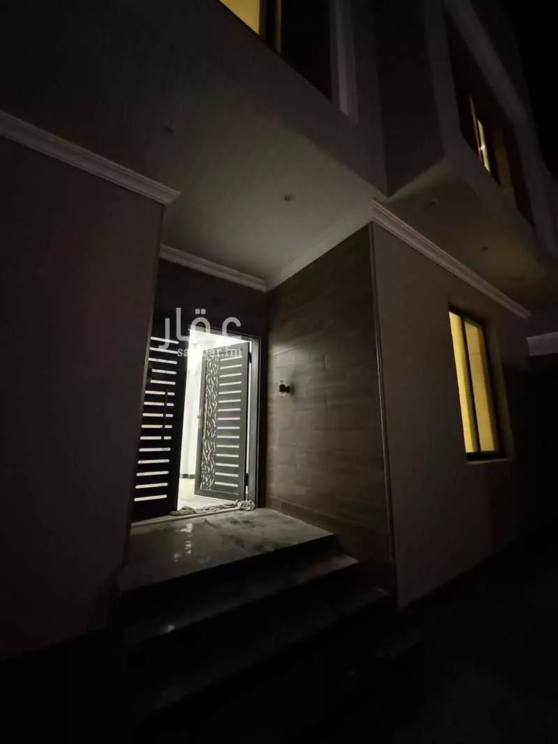 فيلا 6 غرف في الزمرد 3