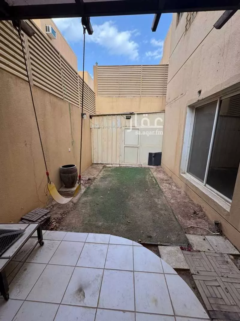 7 bedroom villa in An Nafal, Riyadh 14