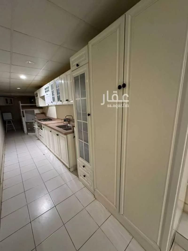 7 bedroom villa in An Nafal, Riyadh 4