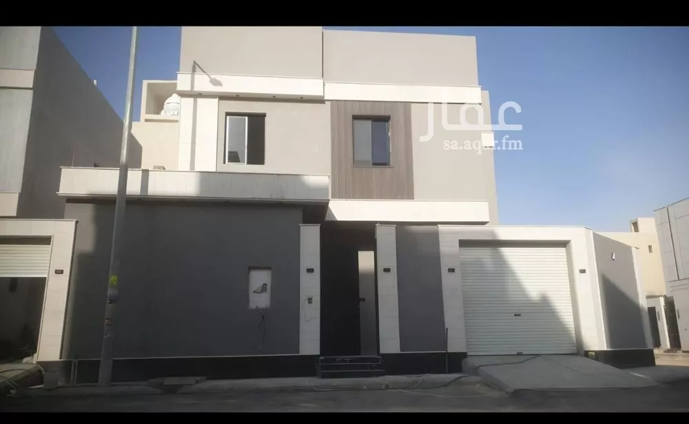 6 bedroom villa in Al Janadriyah
